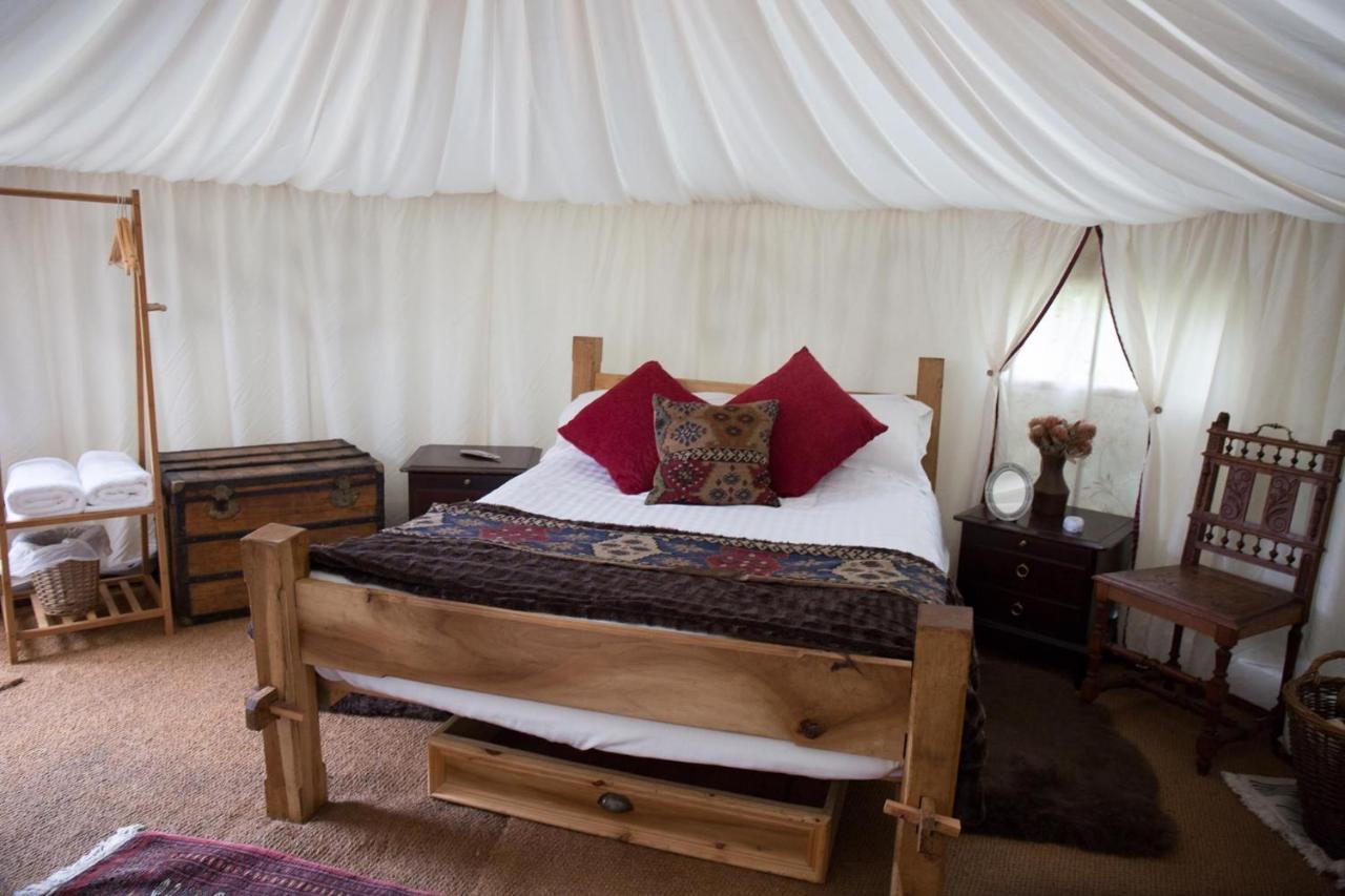 Plush Tents Yurt Village Chichester Extérieur photo