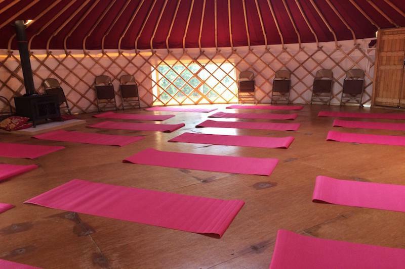 Plush Tents Yurt Village Chichester Extérieur photo